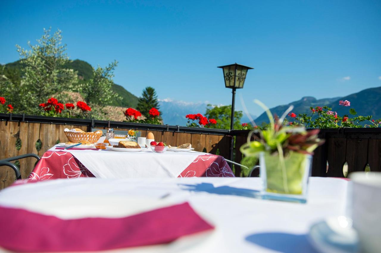 Pension Stamserhof Nalles Bagian luar foto