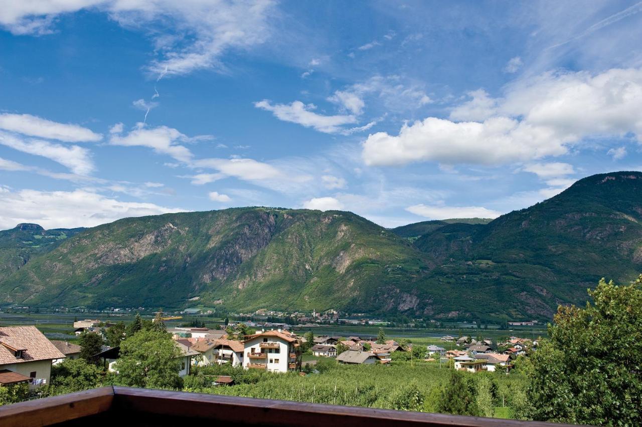 Pension Stamserhof Nalles Bagian luar foto
